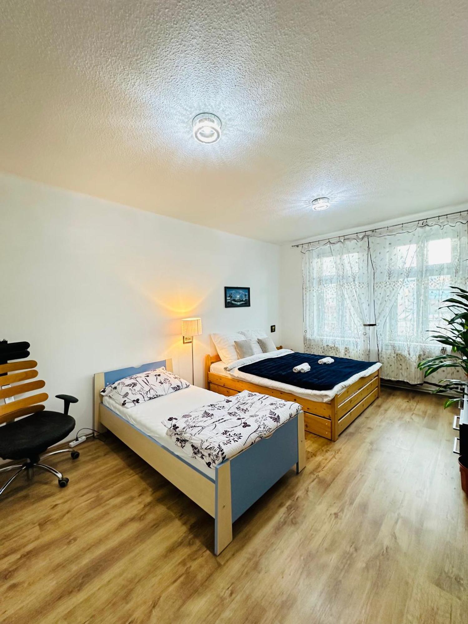 Kael Aparment 03 Apartman Teplice Kültér fotó